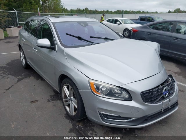 Volvo V60 2015 YV1612SB5F1191087 zdjęcie główne