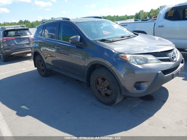 Toyota RAV4 LE 2015 2T3BFREV9FW350909 main image