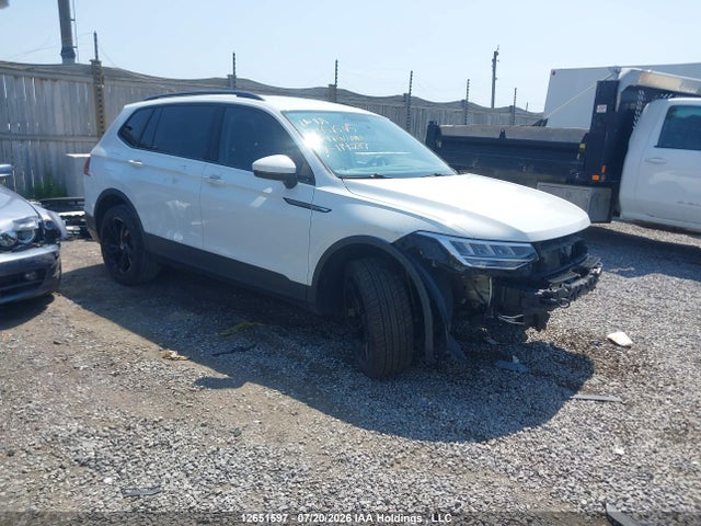 Volkswagen Tiguan 2022 3VV0B7AX1NM114237 главное изображение