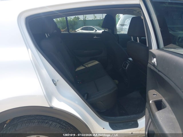 12651619 :رقم المزاد ، KNDPMCAC9J7429174 vin ، 2018 Kia Sportage مزاد بيع