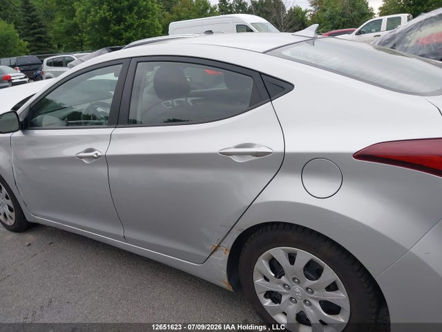 Hyundai ELANTRA GL 2015 5NPDH4AE0FH558017 Image 14