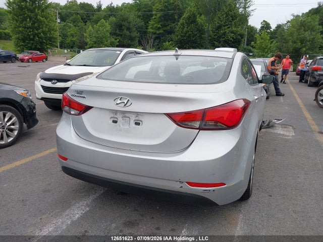 Hyundai ELANTRA GL 2015 5NPDH4AE0FH558017 Image 16