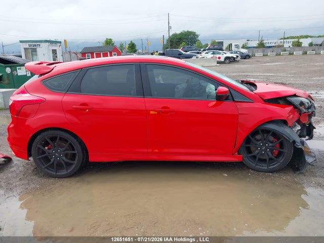 12651651 :رقم المزاد ، 1FADP3L9XEL289117 vin ، 2014 Ford Focus St St مزاد بيع