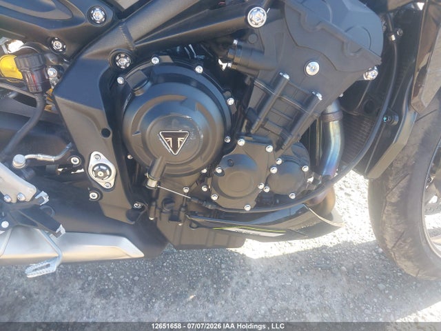 12651658 :رقم المزاد ، SMTA614K7STCF1832 vin ، 2025 Triumph Motorcycle Street Triple 765 Rs مزاد بيع