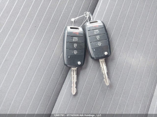 12651701 :رقم المزاد ، 3KPFL4A70HE120727 vin ، 2017 Kia Forte Ex/ex Luxury/ex+/lx/lx+ مزاد بيع