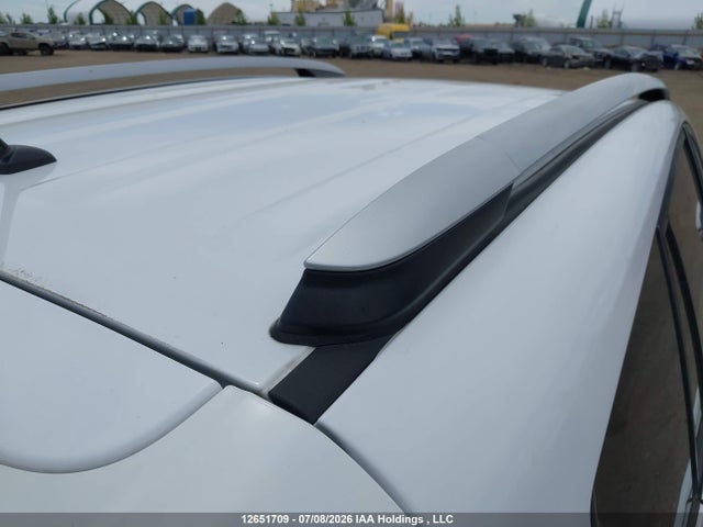 2T3BFREV5EW193796 Toyota RAV4 LE
