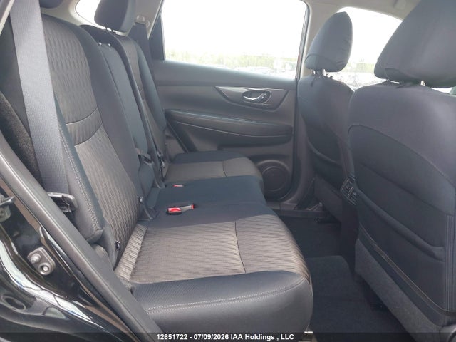 12651722 :رقم المزاد ، 5N1AT2MV3JC717940 vin ، 2018 Nissan Rogue Sv/sl مزاد بيع