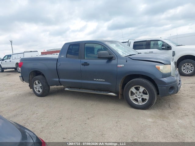 Продажа на аукционе авто 2007 Toyota Tundra Sr5 5.7l V8, vin: 5TBBV54127S458777, номер лота: 12651733