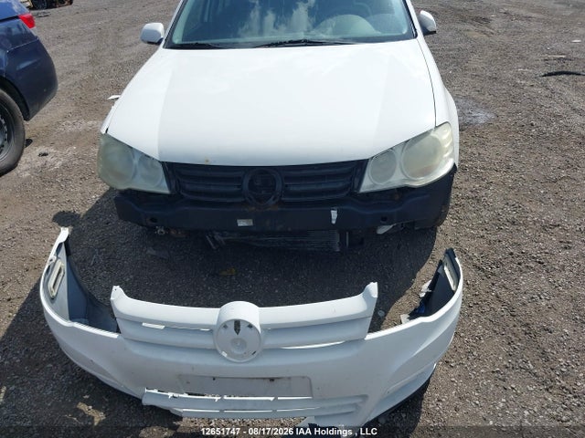 2010 Volkswagen Golf City 2.0l მანქანა იყიდება აუქციონზე, vin: 9BWEL4BE7A4001871, აუქციონის ნომერი: 12651747