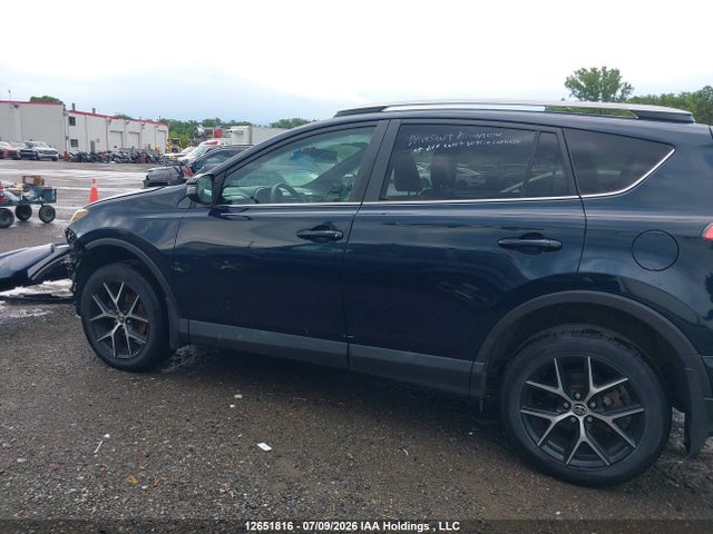 Продажа на аукционе авто 2017 Toyota Rav4 Se, vin: 2T3JFREV8HW693516, номер лота: 12651816