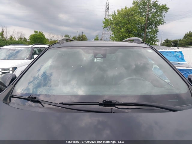 Продажа на аукционе авто 2017 Toyota Rav4 Se, vin: 2T3JFREV8HW693516, номер лота: 12651816