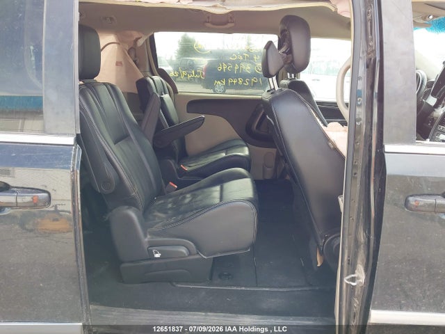 2014 Chrysler Town & Country Touring მანქანა იყიდება აუქციონზე, vin: 2C4RC1BG0ER394546, აუქციონის ნომერი: 12651837