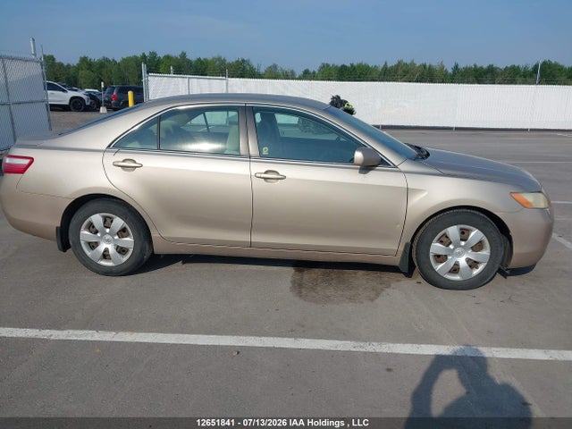 2007 Toyota Camry Le/se მანქანა იყიდება აუქციონზე, vin: 4T1BE46K97U114118, აუქციონის ნომერი: 12651841