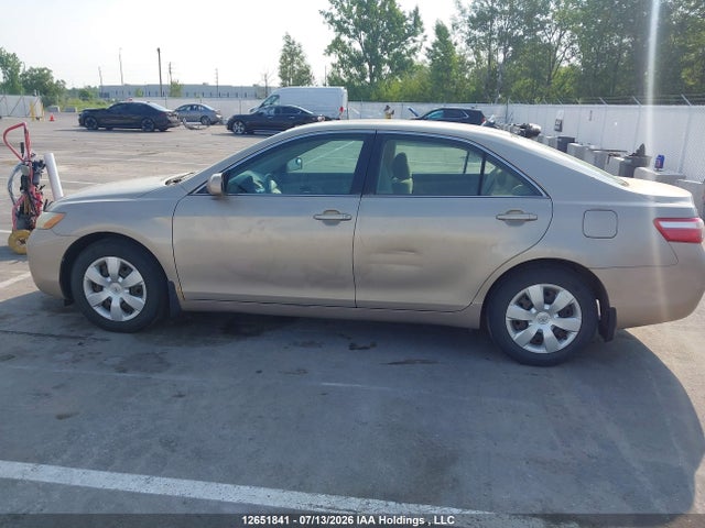 2007 Toyota Camry Le/se მანქანა იყიდება აუქციონზე, vin: 4T1BE46K97U114118, აუქციონის ნომერი: 12651841