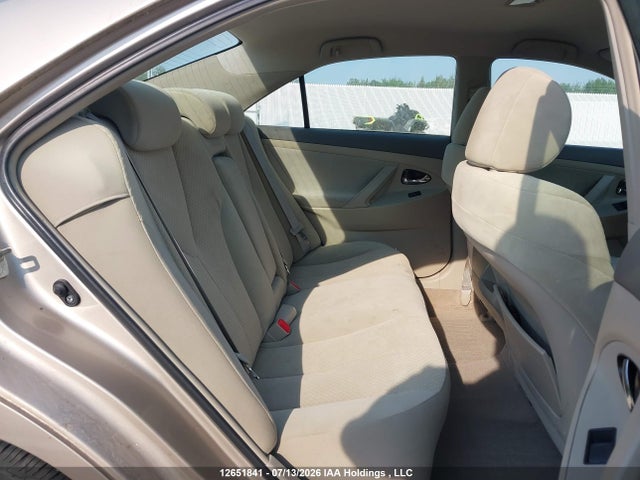 2007 Toyota Camry Le/se მანქანა იყიდება აუქციონზე, vin: 4T1BE46K97U114118, აუქციონის ნომერი: 12651841