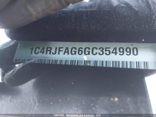 1C4RJFAG6GC354990 Jeep Grand Cherokee Laredo
