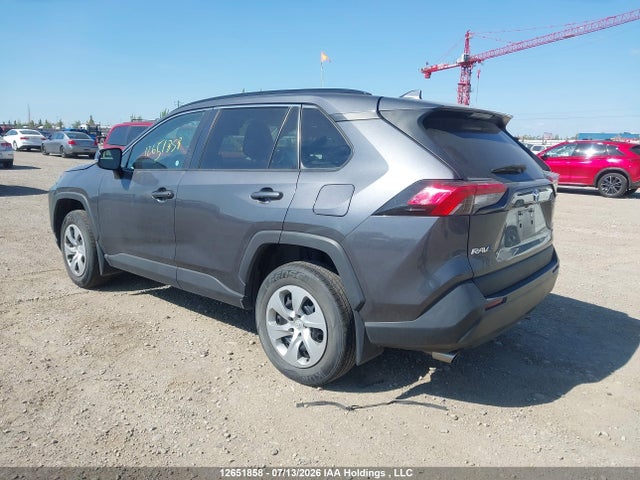 Toyota RAV4 LE 2021 2T3B1RFV8MW173702 Image 3