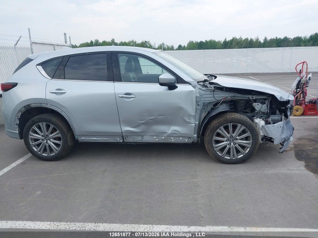 JM3KFBEY9P0156251 Mazda Cx-5 Signature
