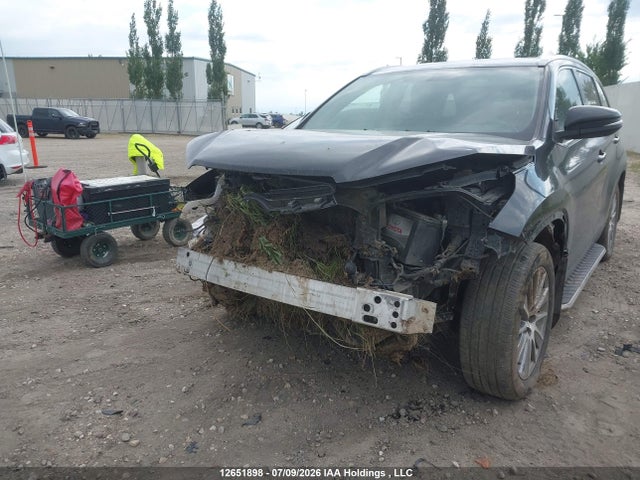 Продаж на аукціоні авто 2015 Toyota Highlander Xle, vin: 5TDJKRFH7FS182852, номер лоту: 12651898