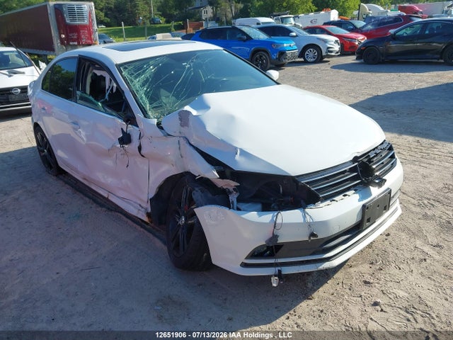 2015 Volkswagen Jetta 1.8 Tsi Highline მანქანა იყიდება აუქციონზე, vin: 3VWL07AJ7FM229923, აუქციონის ნომერი: 12651906