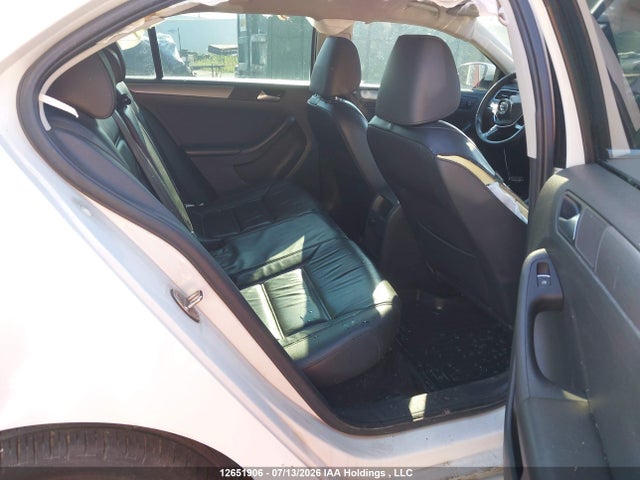 Продаж на аукціоні авто 2015 Volkswagen Jetta 1.8 Tsi Highline, vin: 3VWL07AJ7FM229923, номер лоту: 12651906