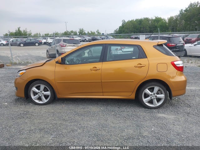 12651910 :رقم المزاد ، 2T1KE4EE7AC034353 vin ، 2010 Toyota Matrix مزاد بيع