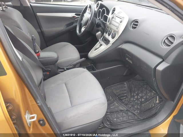 12651910 :رقم المزاد ، 2T1KE4EE7AC034353 vin ، 2010 Toyota Matrix مزاد بيع