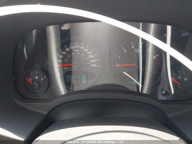 12651919 :رقم المزاد ، 1J4NF2GB6BD115330 vin ، 2011 Jeep Patriot مزاد بيع