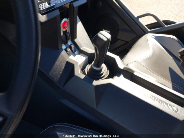 Продаж на аукціоні авто 2019 Polaris Slingshot Sl, vin: 57XAAPFA9K8135449, номер лоту: 12638311