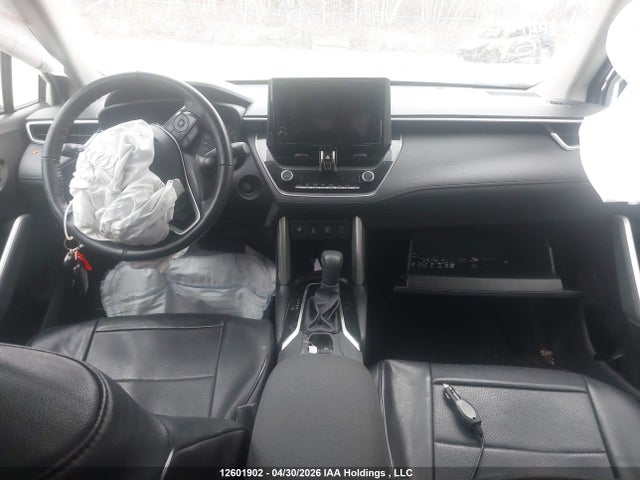 7MUCAABG9RV116243 Toyota Corolla Cross Le