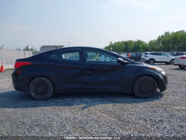 2013 Hyundai Elantra Gl მანქანა იყიდება აუქციონზე, vin: 5NPDH4AE7DH167721, აუქციონის ნომერი: 12640581
