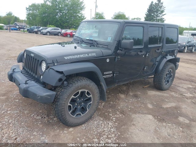 1C4BJWDG7HL713035 Jeep Wrangler Unlimited Sport