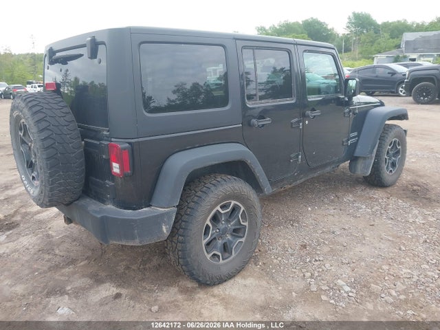 1C4BJWDG7HL713035 Jeep Wrangler Unlimited Sport