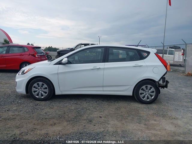 2017 Hyundai Accent Se მანქანა იყიდება აუქციონზე, vin: KMHCT5AE1HU353097, აუქციონის ნომერი: 12651926