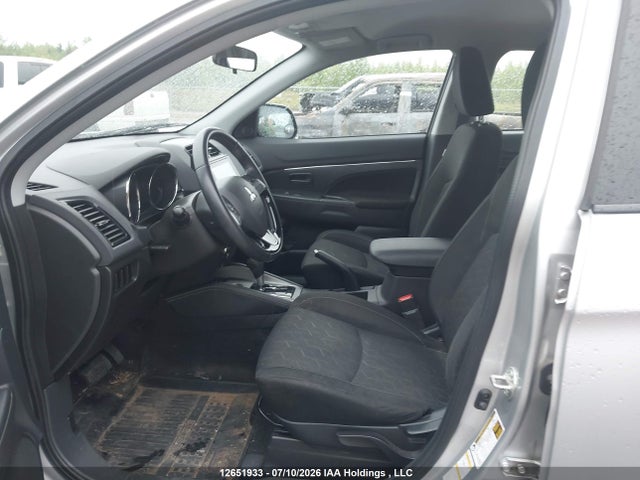 12651933 :رقم المزاد ، JA4AJ3AUXLU605090 vin ، 2020 Mitsubishi Rvr Es مزاد بيع