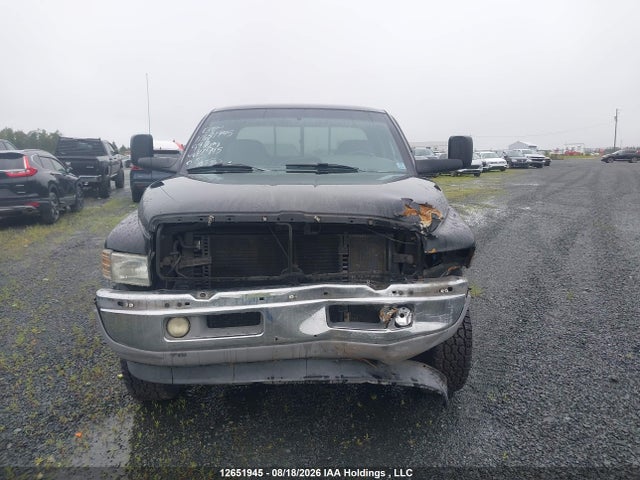 1999 Dodge Ram 2500 St მანქანა იყიდება აუქციონზე, vin: 1B7KF2364XJ647945, აუქციონის ნომერი: 12651945