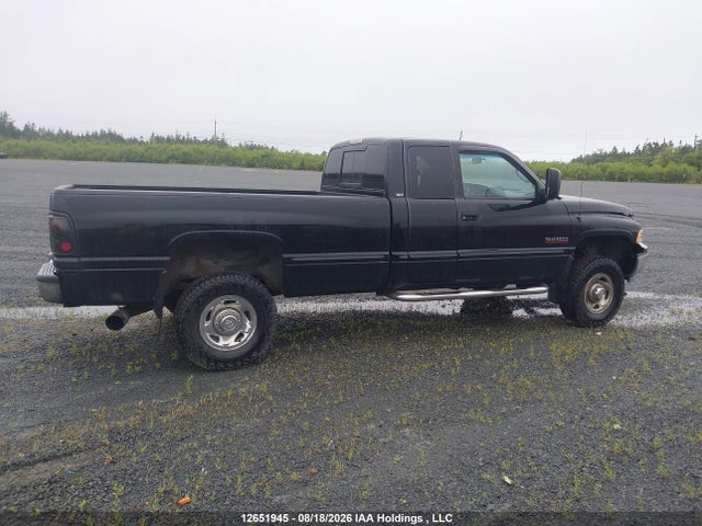 1999 Dodge Ram 2500 St მანქანა იყიდება აუქციონზე, vin: 1B7KF2364XJ647945, აუქციონის ნომერი: 12651945
