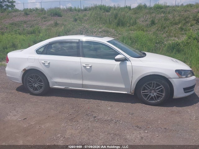 2012 Volkswagen Passat მანქანა იყიდება აუქციონზე, vin: 1VWBH7A35CC012972, აუქციონის ნომერი: 12651959