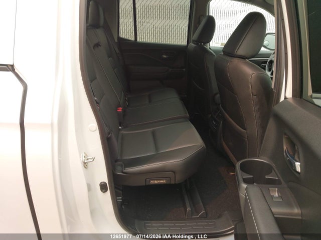 Honda Ridgeline 2021 5FPYK3F7XMB502158 Image 8