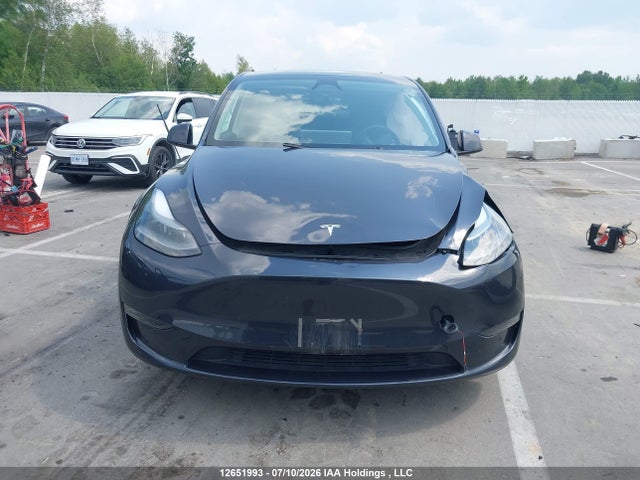 Tesla Model Y Long Range 2024 7SAYGDEE7RF076570 Image 12