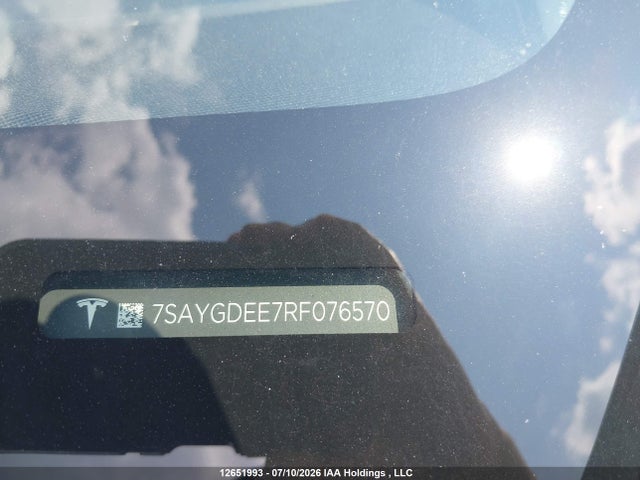 Tesla Model Y Long Range 2024 7SAYGDEE7RF076570 Image 18