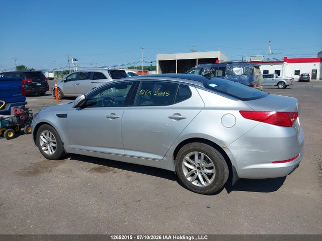 12652015 :رقم المزاد ، KNAGM4A70B5215144 vin ، 2011 Kia Optima Lx مزاد بيع