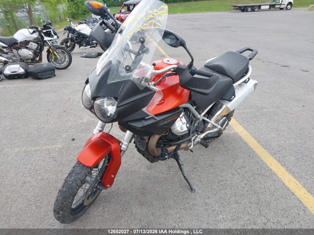 Moto Guzzi Stelvio 1200 2015 ZGULZU018FM200075 Image 2