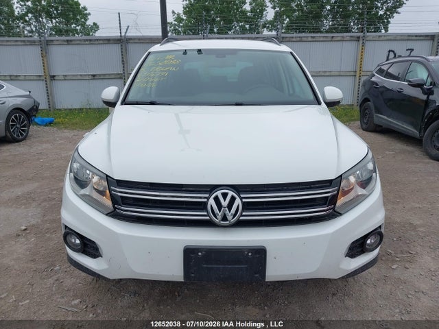 Aukcja sprzedaży 2015 Volkswagen Tiguan, vin: WVGJV7AX0FW593791, numer aukcji: 12652038