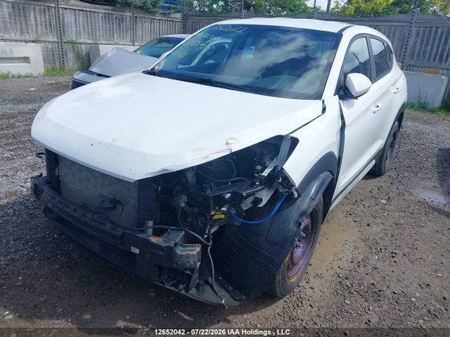 Hyundai Tucson Essential 2019 KM8J23A42KU965953 Image 2