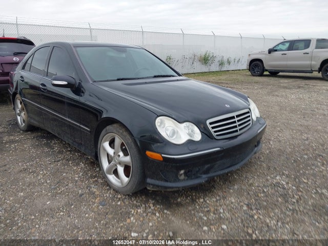 12652047 :رقم المزاد ، WDBRF52J96F758044 vin ، 2006 Mercedes-benz C-class مزاد بيع