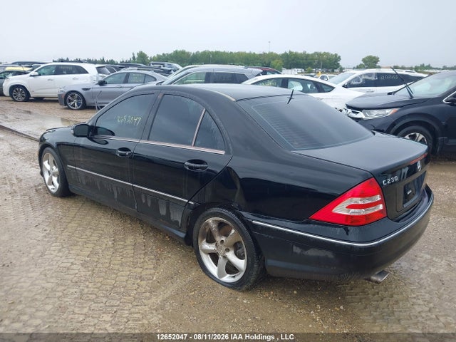 2006 Mercedes-benz C-class მანქანა იყიდება აუქციონზე, vin: WDBRF52J96F758044, აუქციონის ნომერი: 12652047