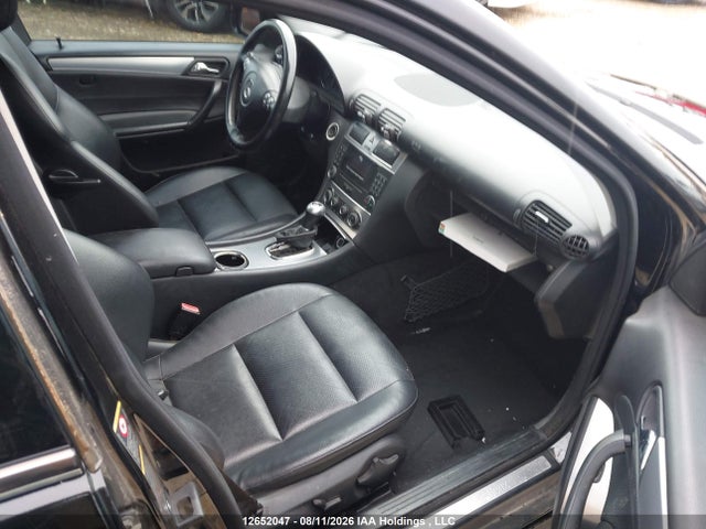 2006 Mercedes-benz C-class მანქანა იყიდება აუქციონზე, vin: WDBRF52J96F758044, აუქციონის ნომერი: 12652047
