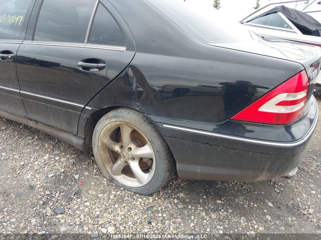 2006 Mercedes-benz C-class მანქანა იყიდება აუქციონზე, vin: WDBRF52J96F758044, აუქციონის ნომერი: 12652047