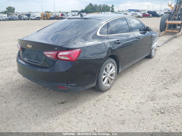 Chevrolet Malibu 2019 1G1ZD5ST1KF105560 Image 4